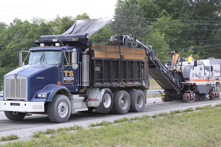 ts-trucking-slide-4